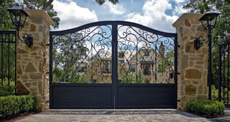 Electric Driveway Gate Installation North Hollywood